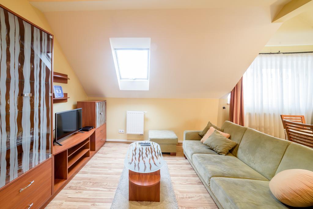 Park Apartment Krakow Bagian luar foto