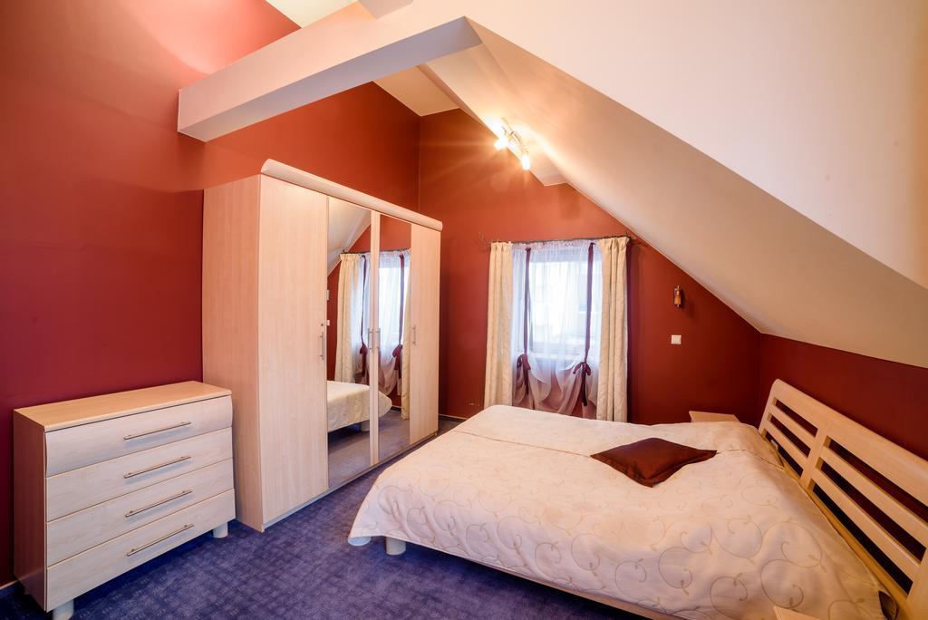 Park Apartment Krakow Bagian luar foto