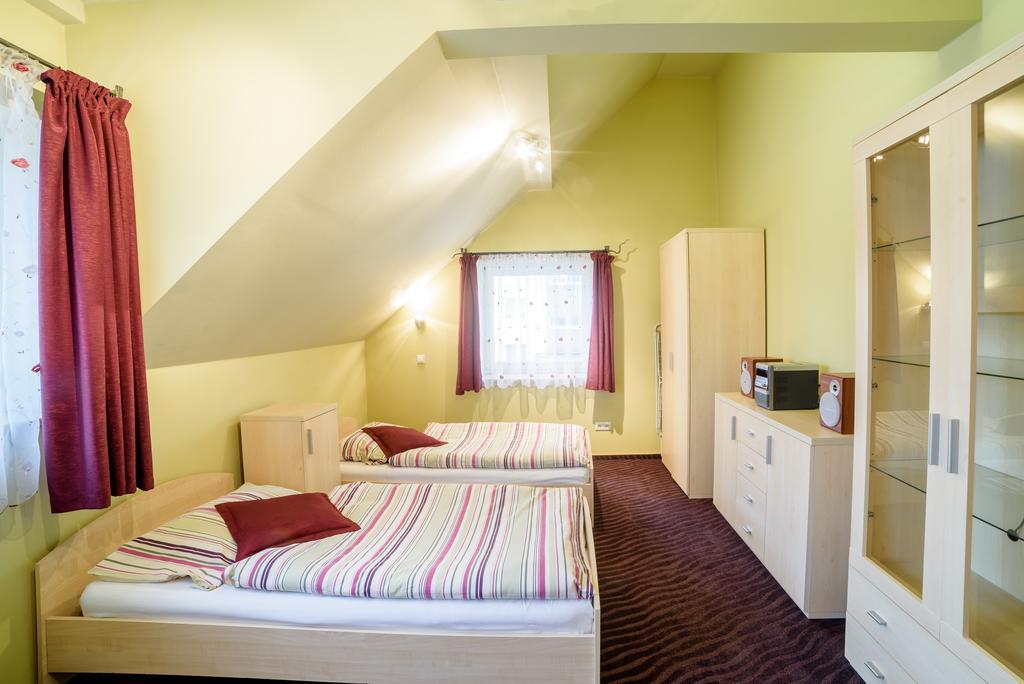 Park Apartment Krakow Bagian luar foto